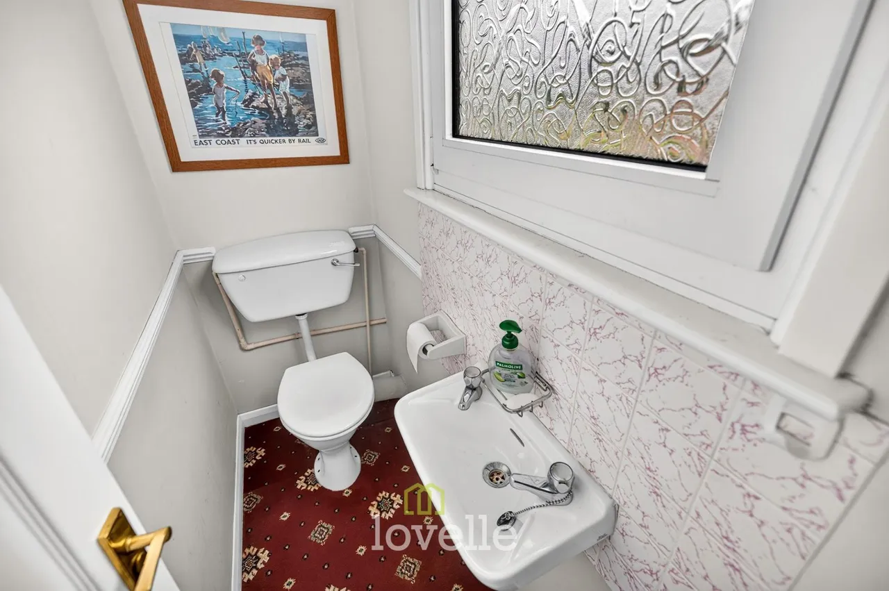 Carlton Road, Healing, DN41, photo 23