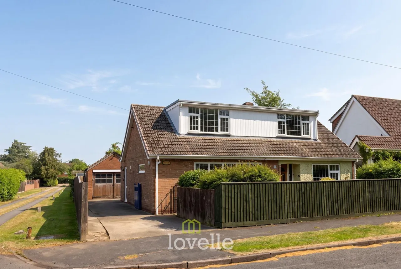 Carlton Road, Healing, DN41, photo 26
