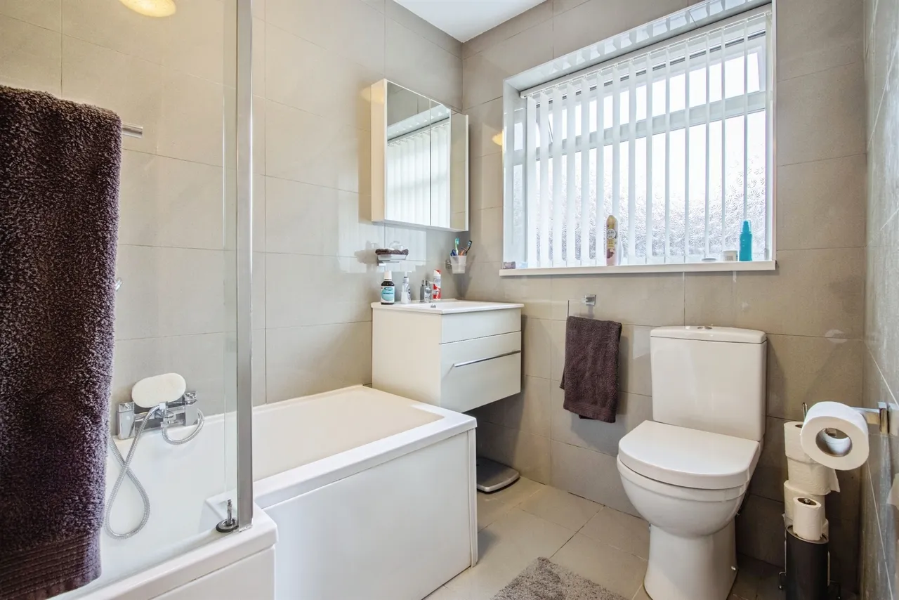 York Road, Leeds, LS14, photo 8