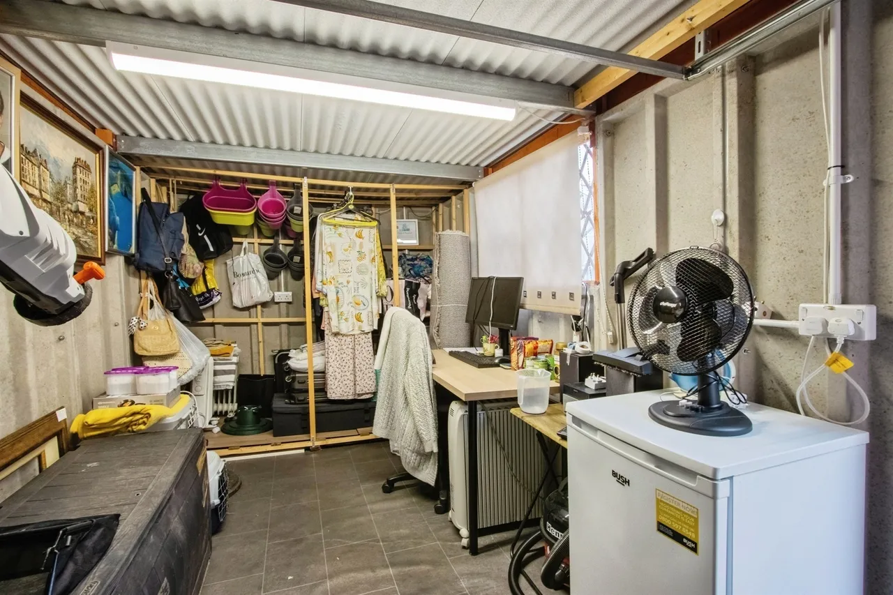 York Road, Leeds, LS14, photo 13