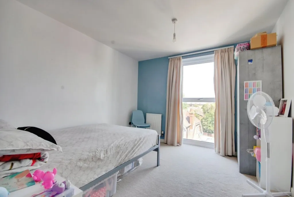 Upton Road, Watford, photo 8