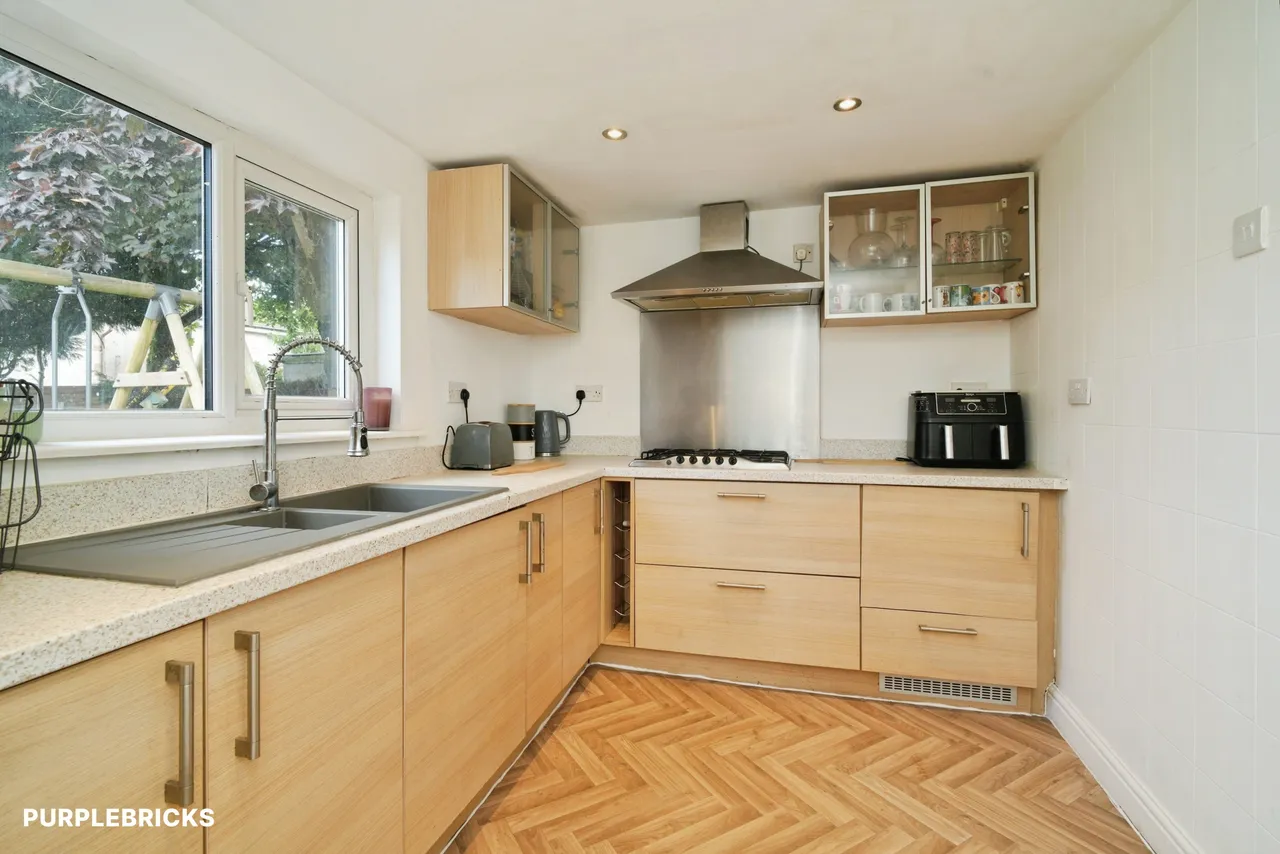 Rosendale Crescent, Bacup, OL13, photo 6