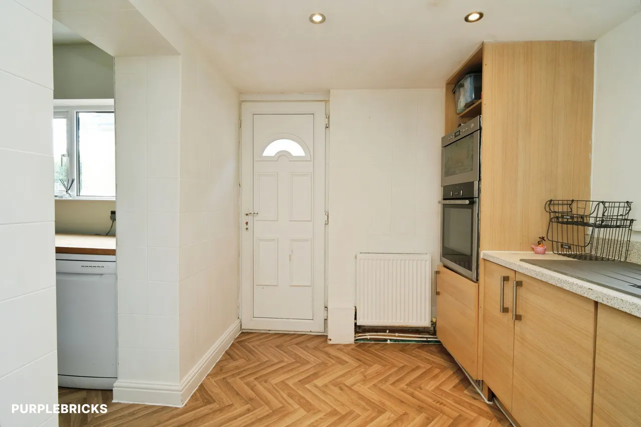 Rosendale Crescent, Bacup, OL13, photo 8