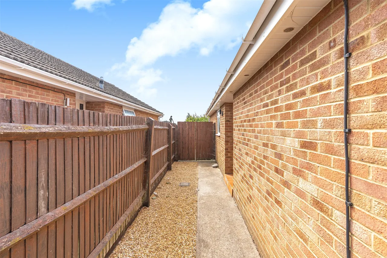 Sycamore Drive, Banbury, OX16, photo 11