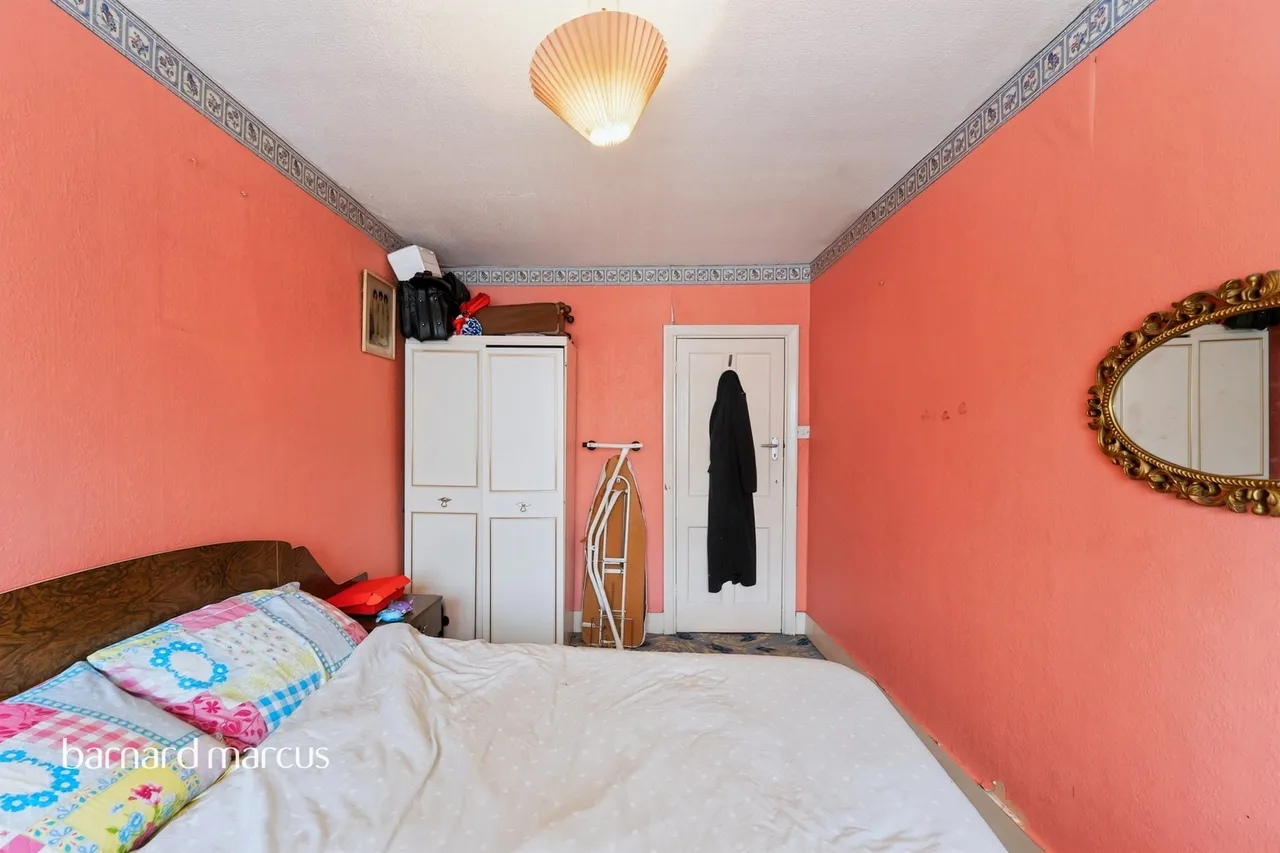 Barforth Road, London, photo 12
