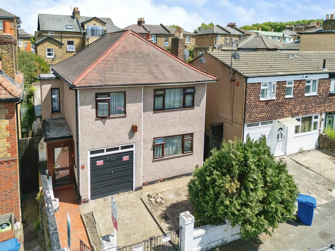 3 bed house for sale — Barforth Road, London