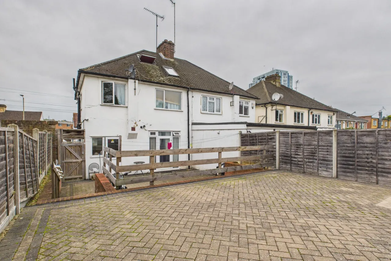 Lawn Lane, Hemel Hempstead, HP3, photo 5