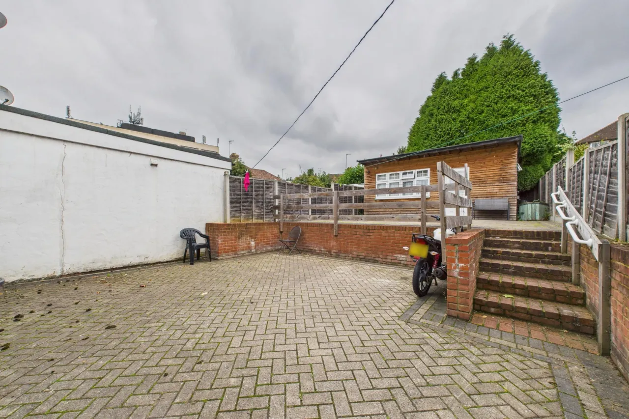 Lawn Lane, Hemel Hempstead, HP3, photo 9