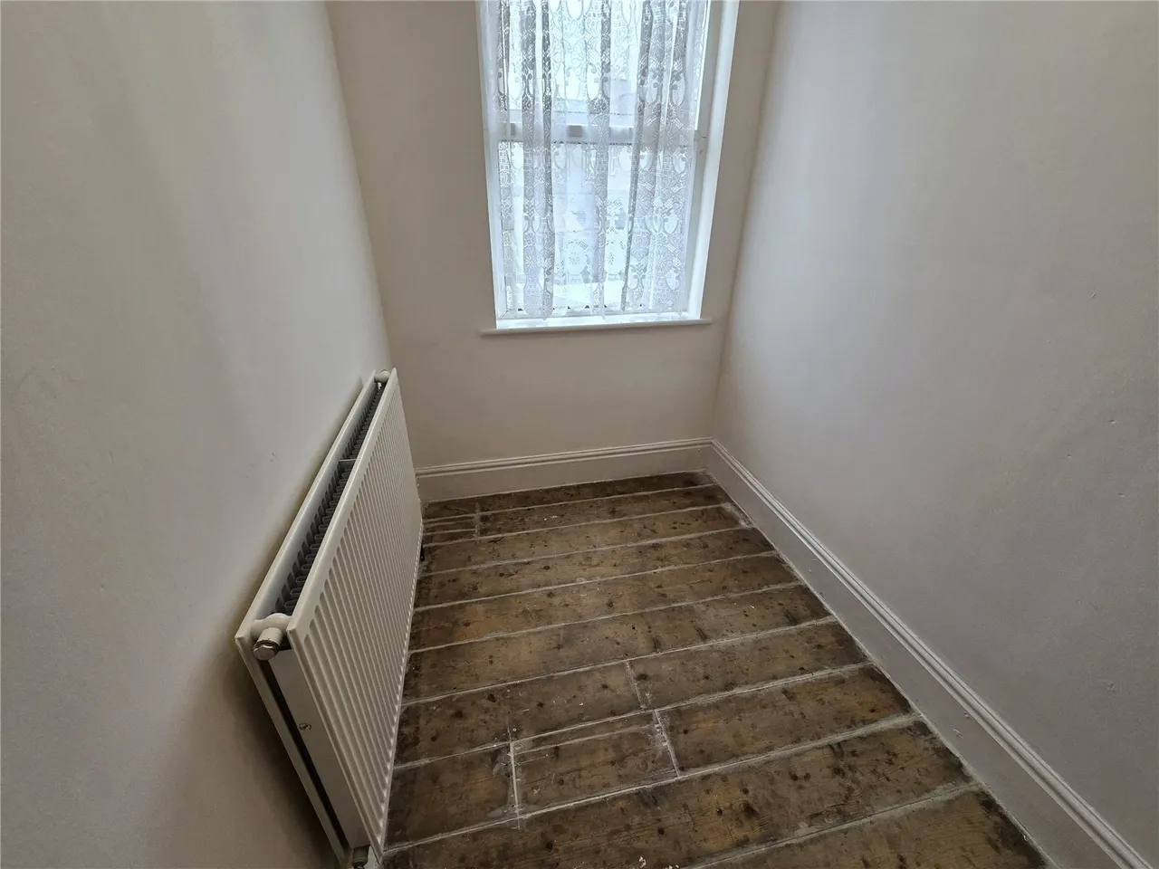 Beulah Square, Caernarfon, LL55, photo 11