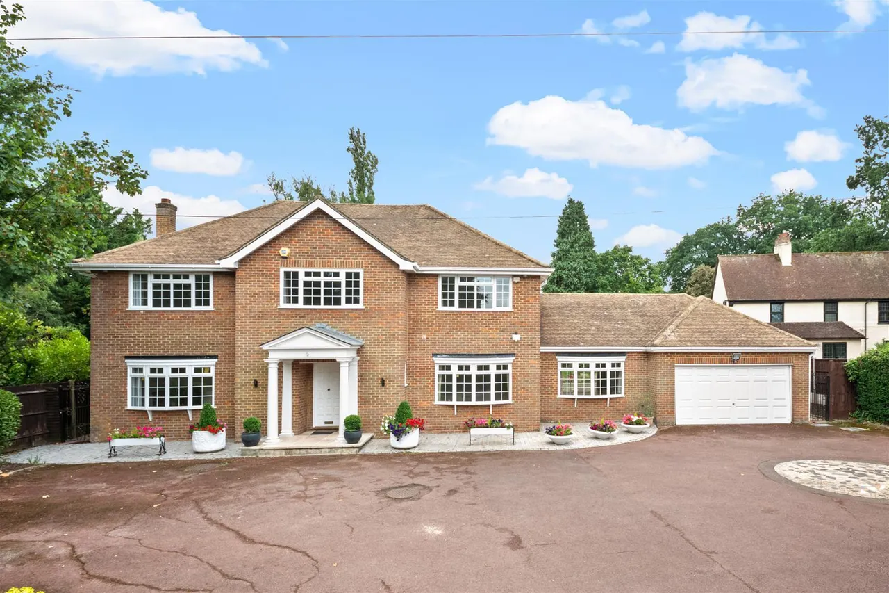 Vine Grove, Hillingdon, photo 36