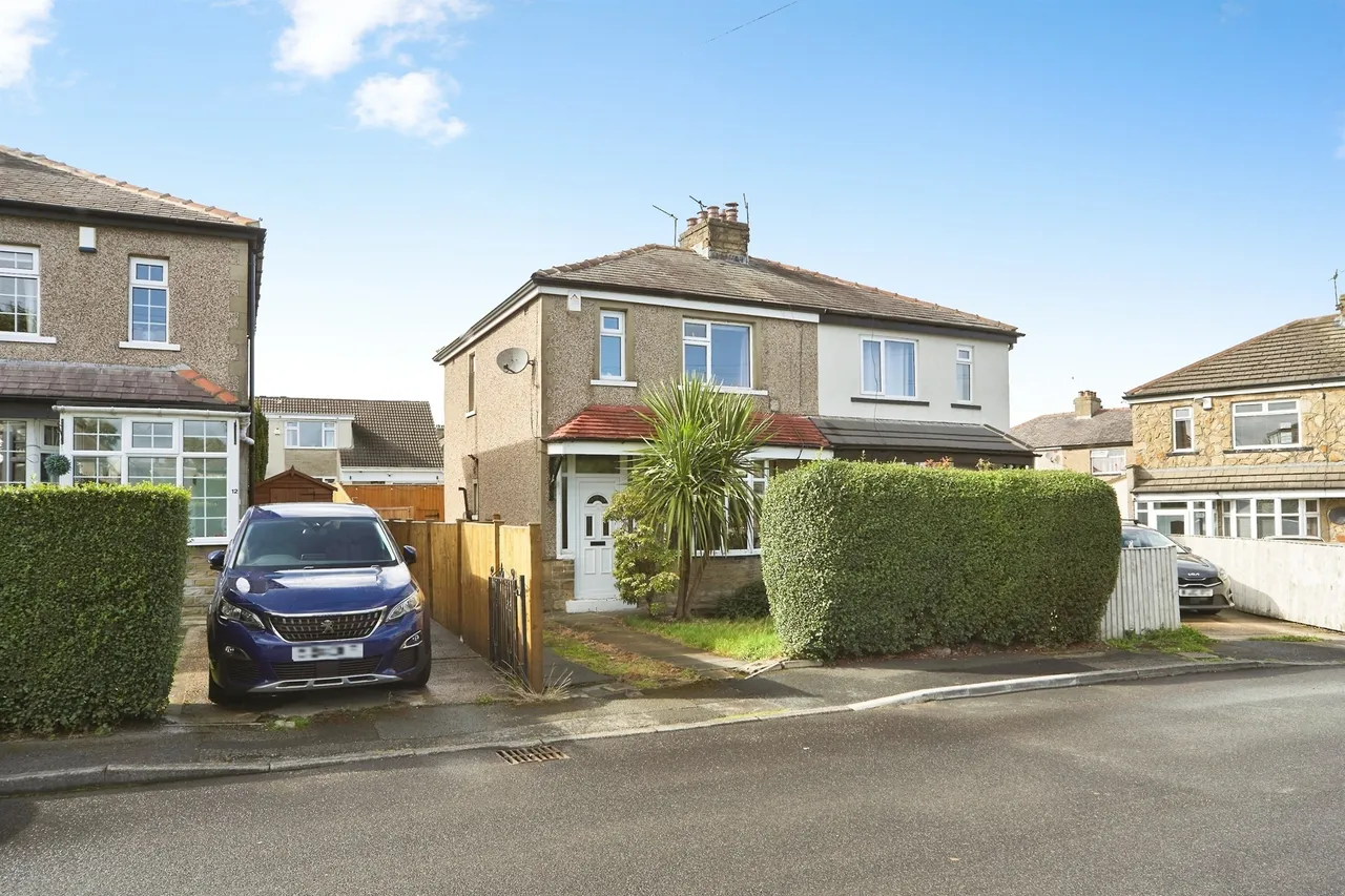 Low Ash Crescent, Shipley, BD18, photo 21