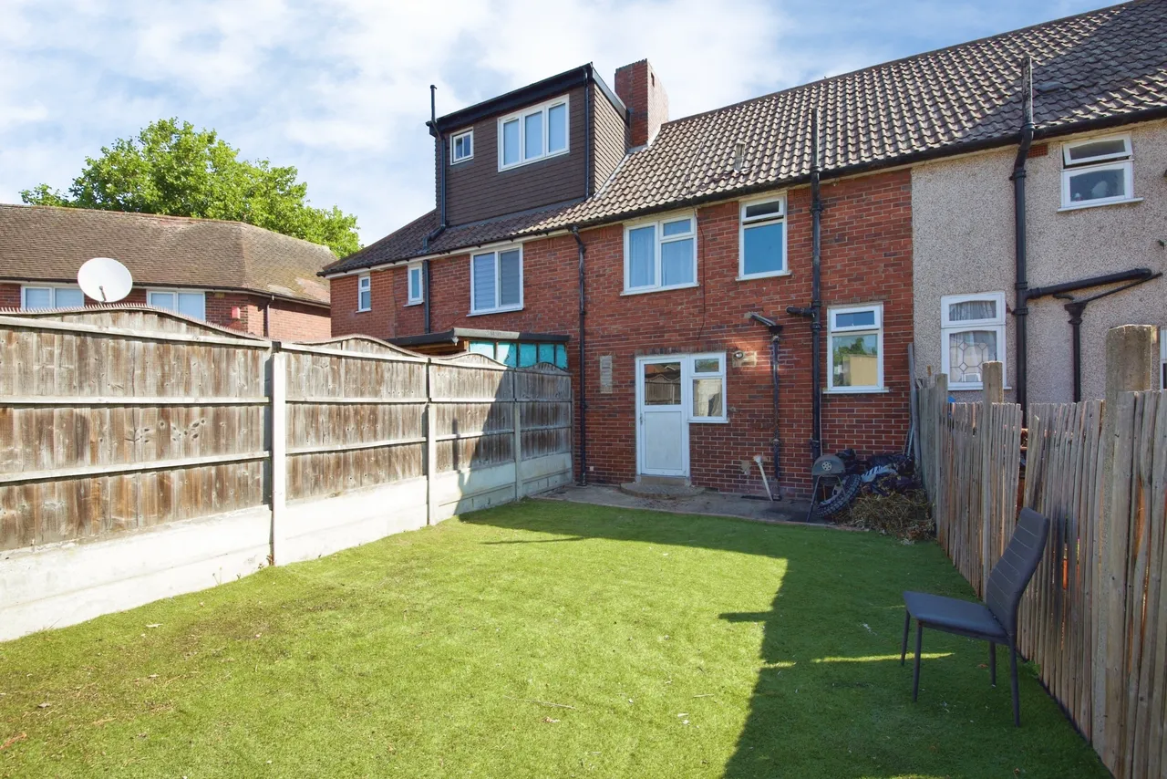 Cannington Road, Dagenham, RM9, photo 20