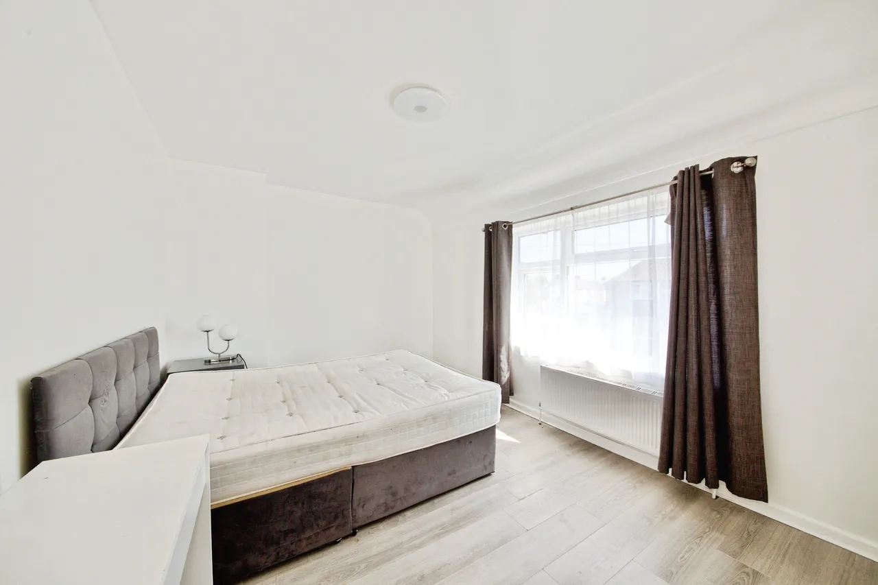 Cannington Road, Dagenham, RM9, photo 12