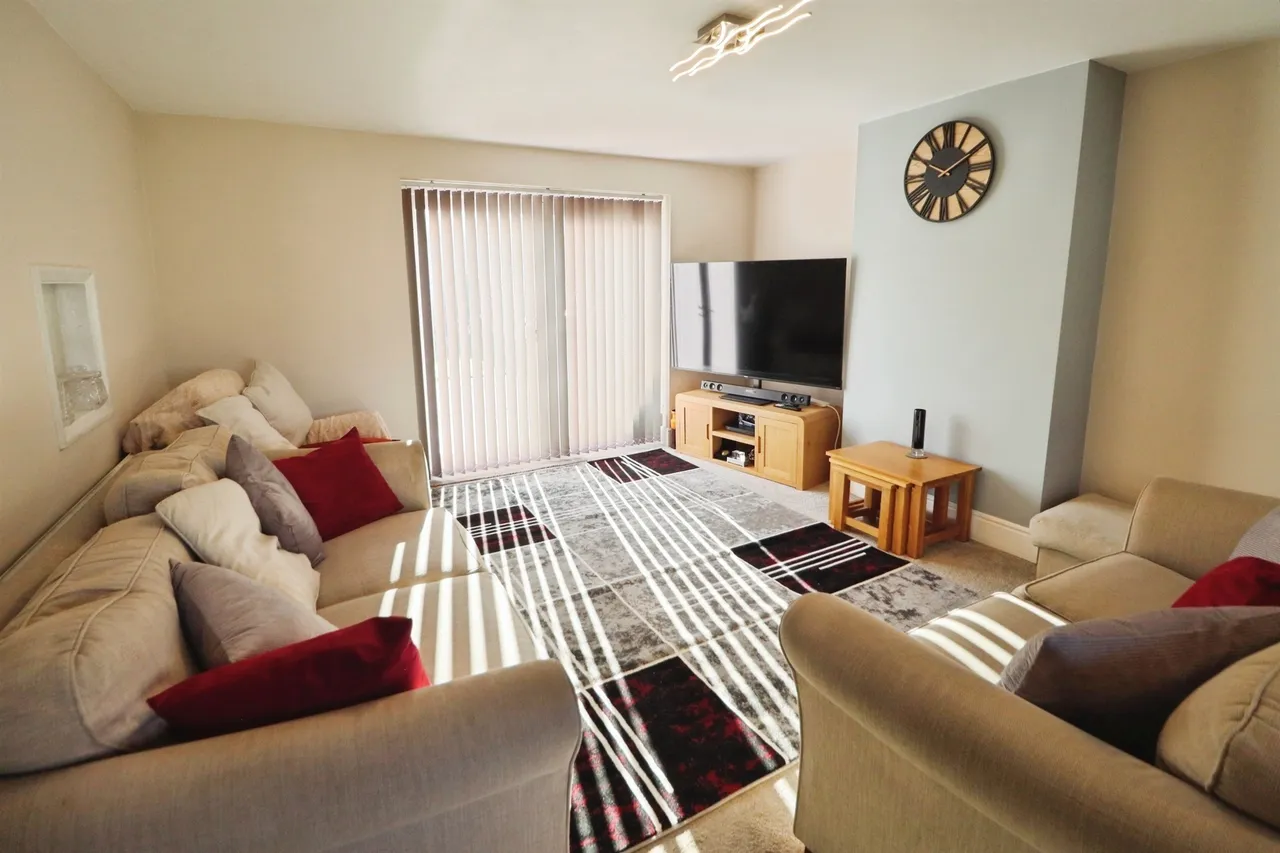 Sir Ivor Place, Dinas Powys, CF64, photo 6