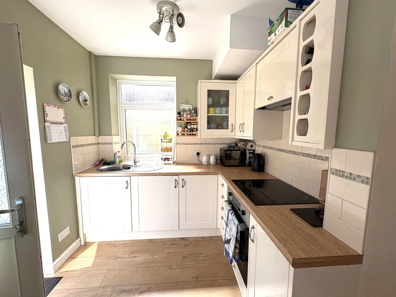Cefn Coed Crescent, Cockett, SA2, photo 6