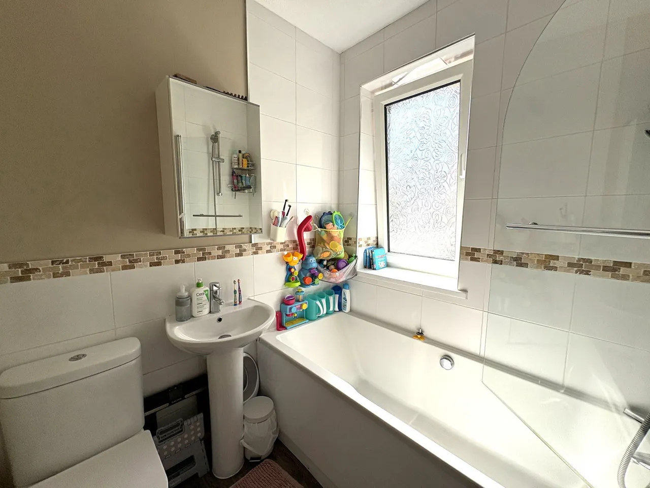 Cefn Coed Crescent, Cockett, SA2, photo 9