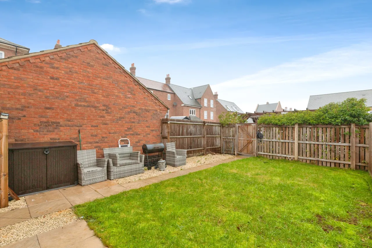 Inver Road, Leicester, LE19, photo 15