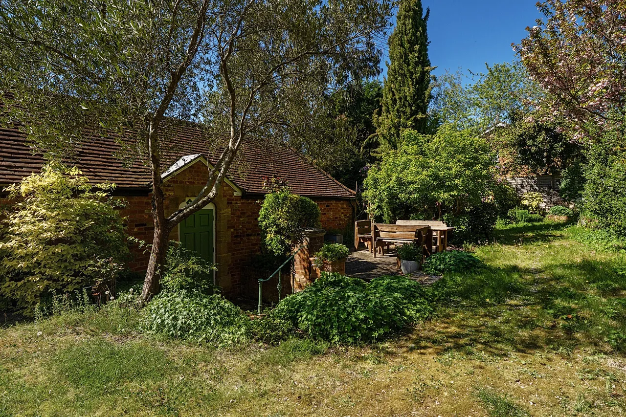 Old Mead, Gerrards Cross, SL9, photo 6
