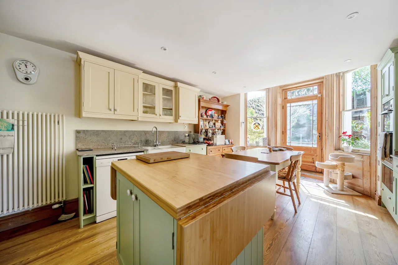 Old Mead, Gerrards Cross, SL9, photo 4