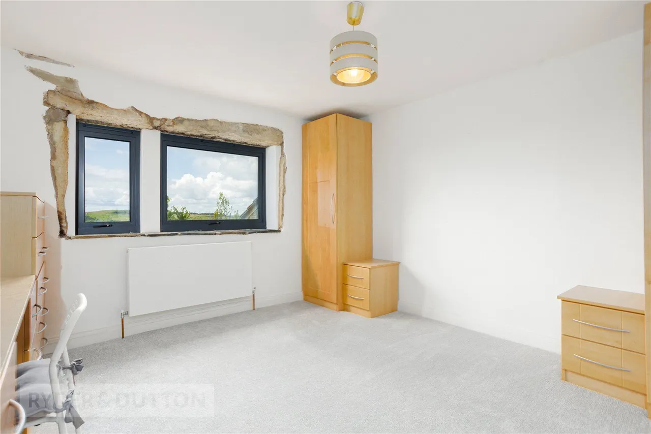 Broad Lane, Delph, OL3, photo 20