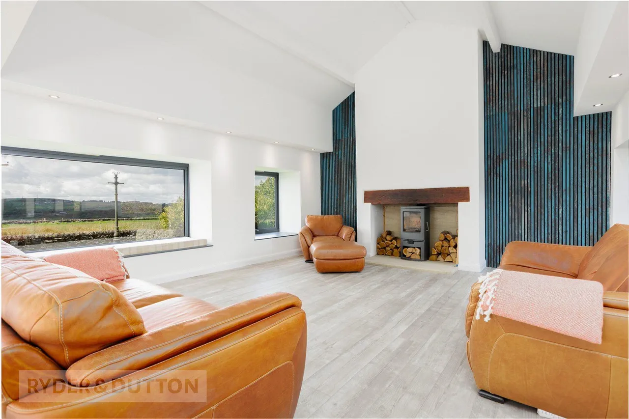 Broad Lane, Delph, OL3, photo 13