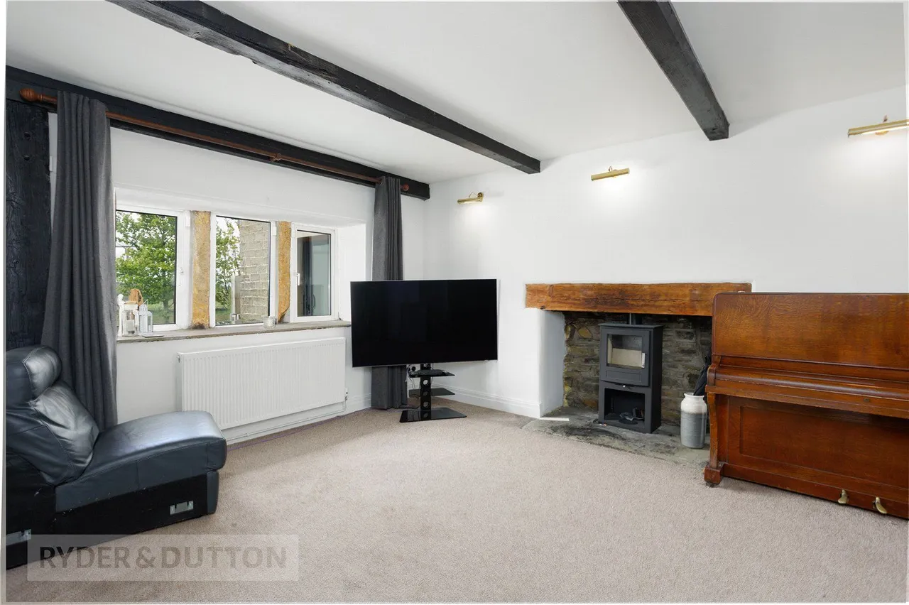 Broad Lane, Delph, OL3, photo 12