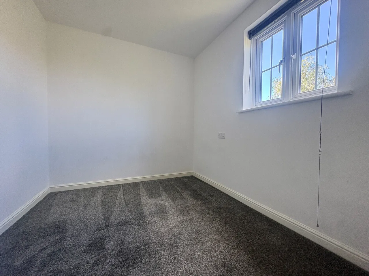 NORTH SWINDON, photo 7
