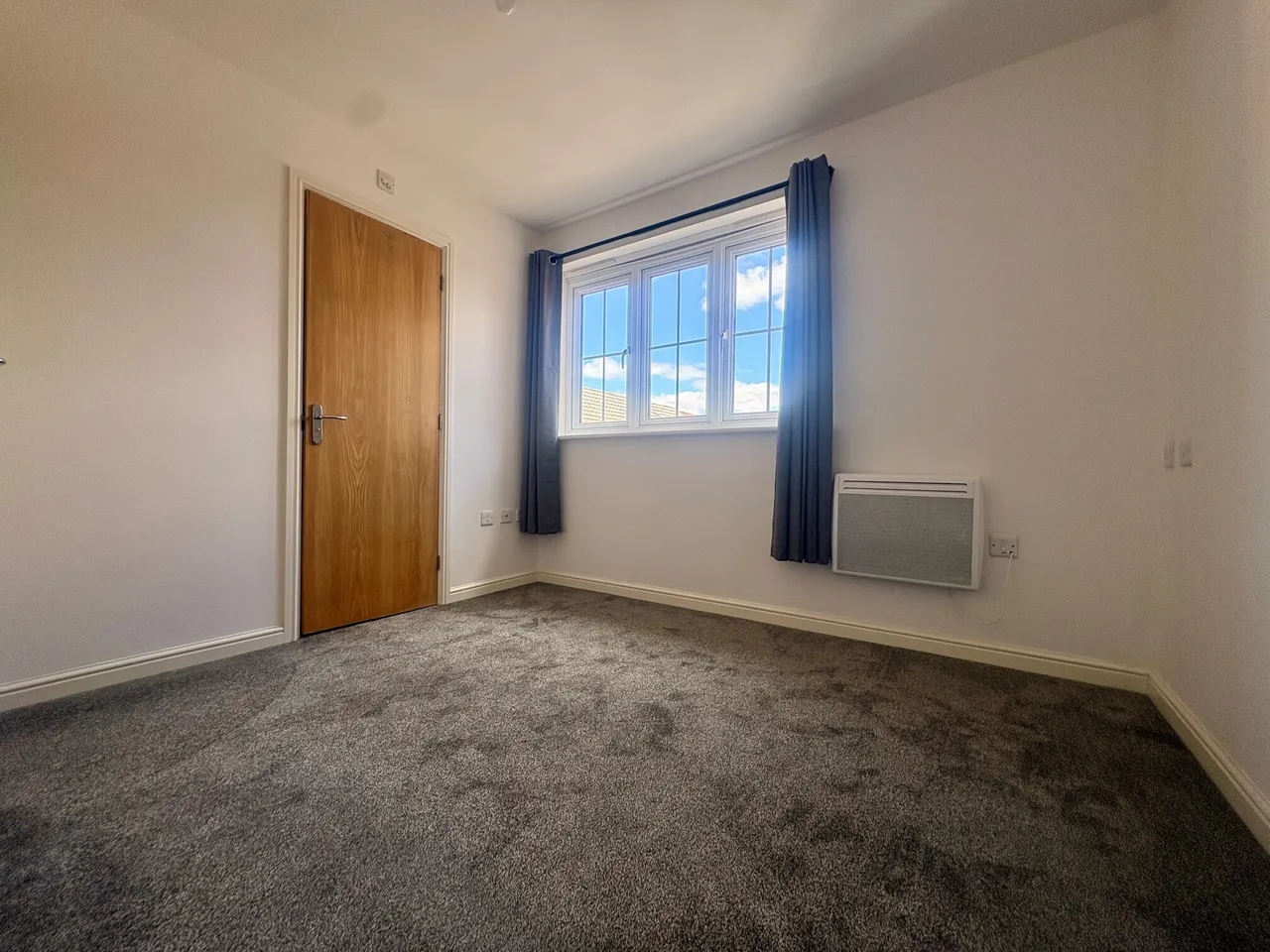NORTH SWINDON, photo 5