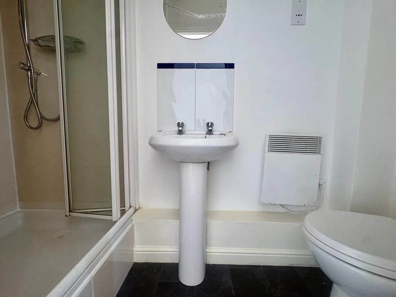 NORTH SWINDON, photo 6