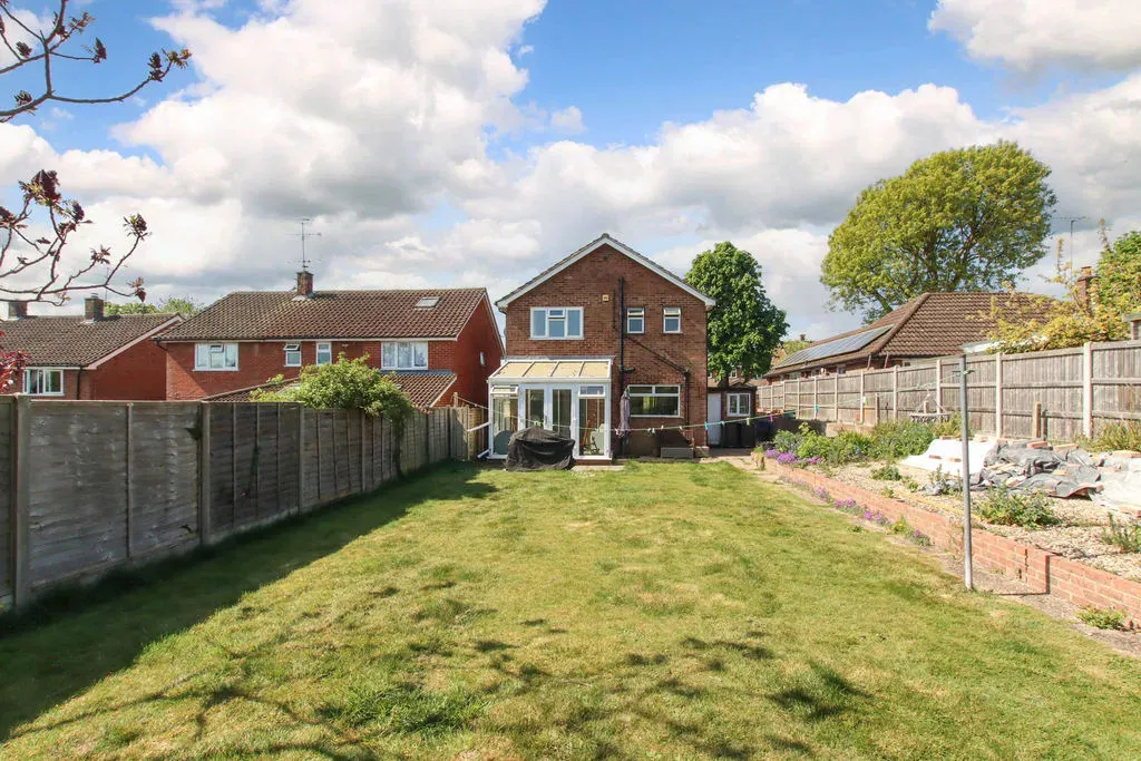 Christchurch Road, Tring, Hertfordshire, HP23 4EE, photo 4