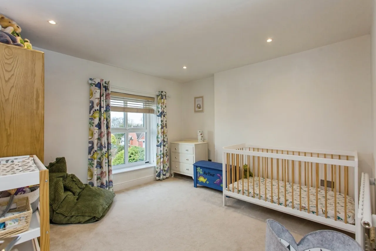 Blackburn Road, Whittle-le-Woods, Chorley, Lancashire, PR6, photo 7