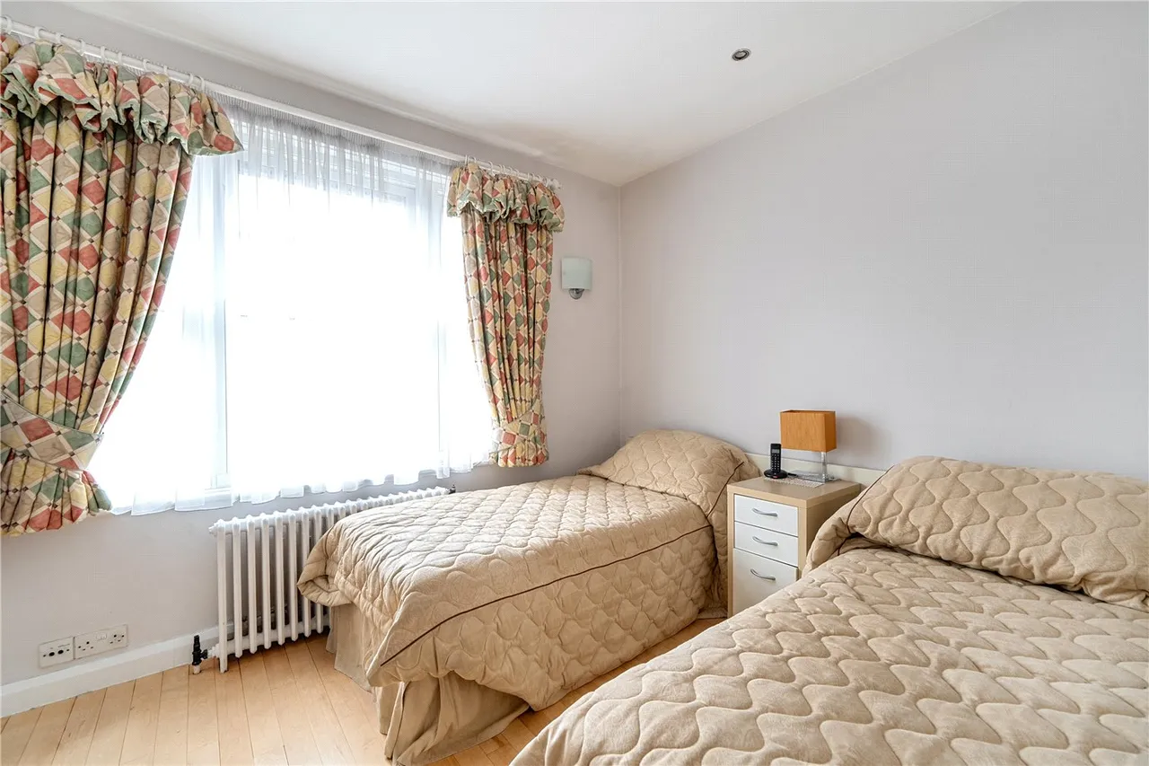 Haslemere Gardens, Finchley, N3, photo 19