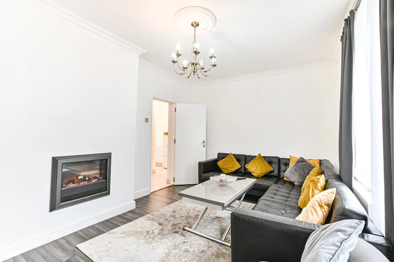 London, NW6, photo 3