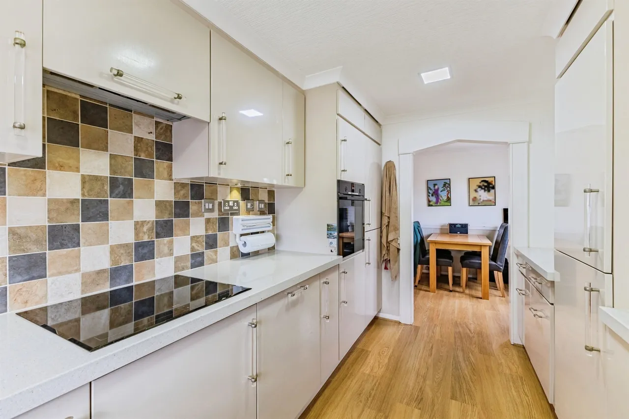 Totnes Road, Paignton, TQ4, photo 5