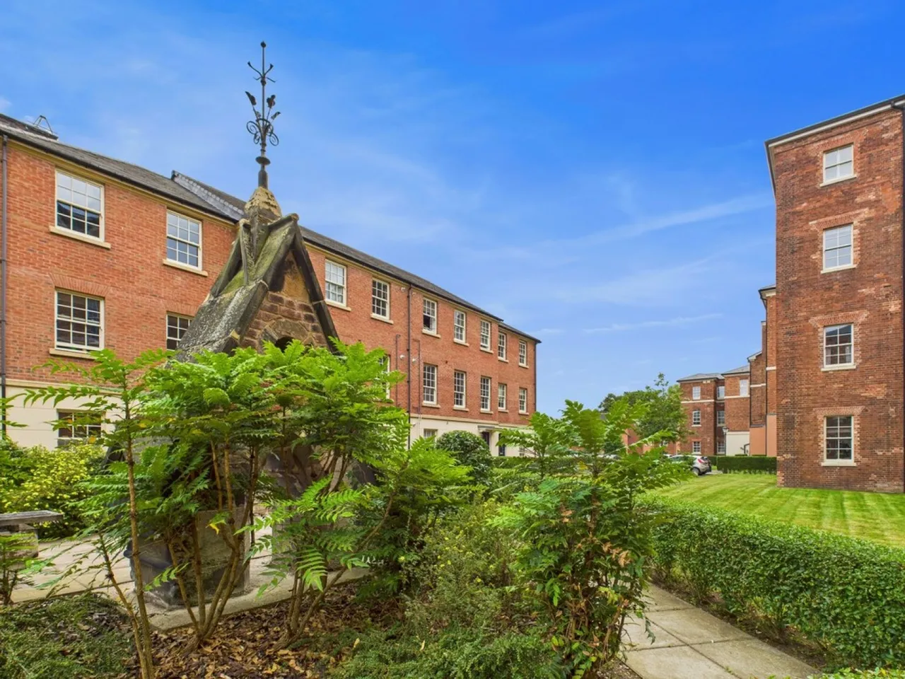Tower Place, Stafford, Staffordshire, photo 6