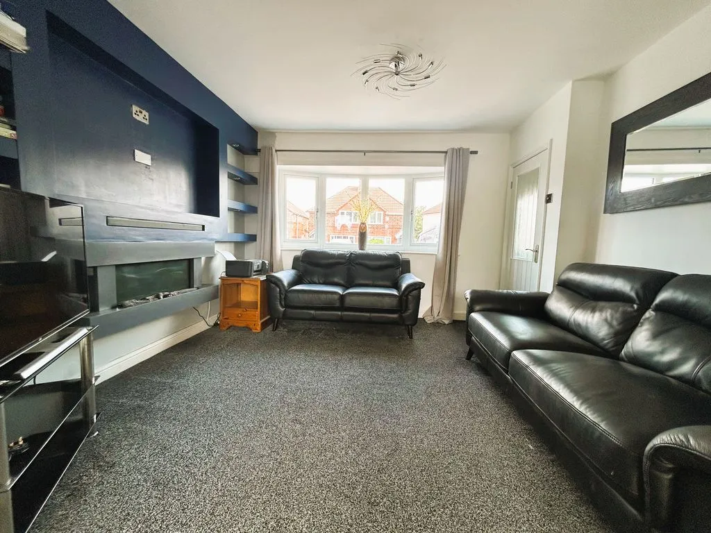 Ogley Crescent, Brownhills, WS8, photo 3