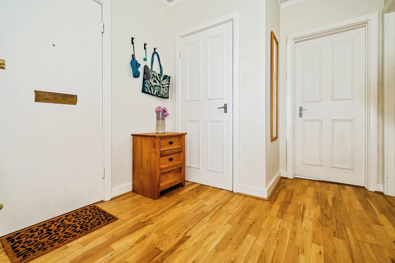 West Parade, Worthing, BN11, photo 13