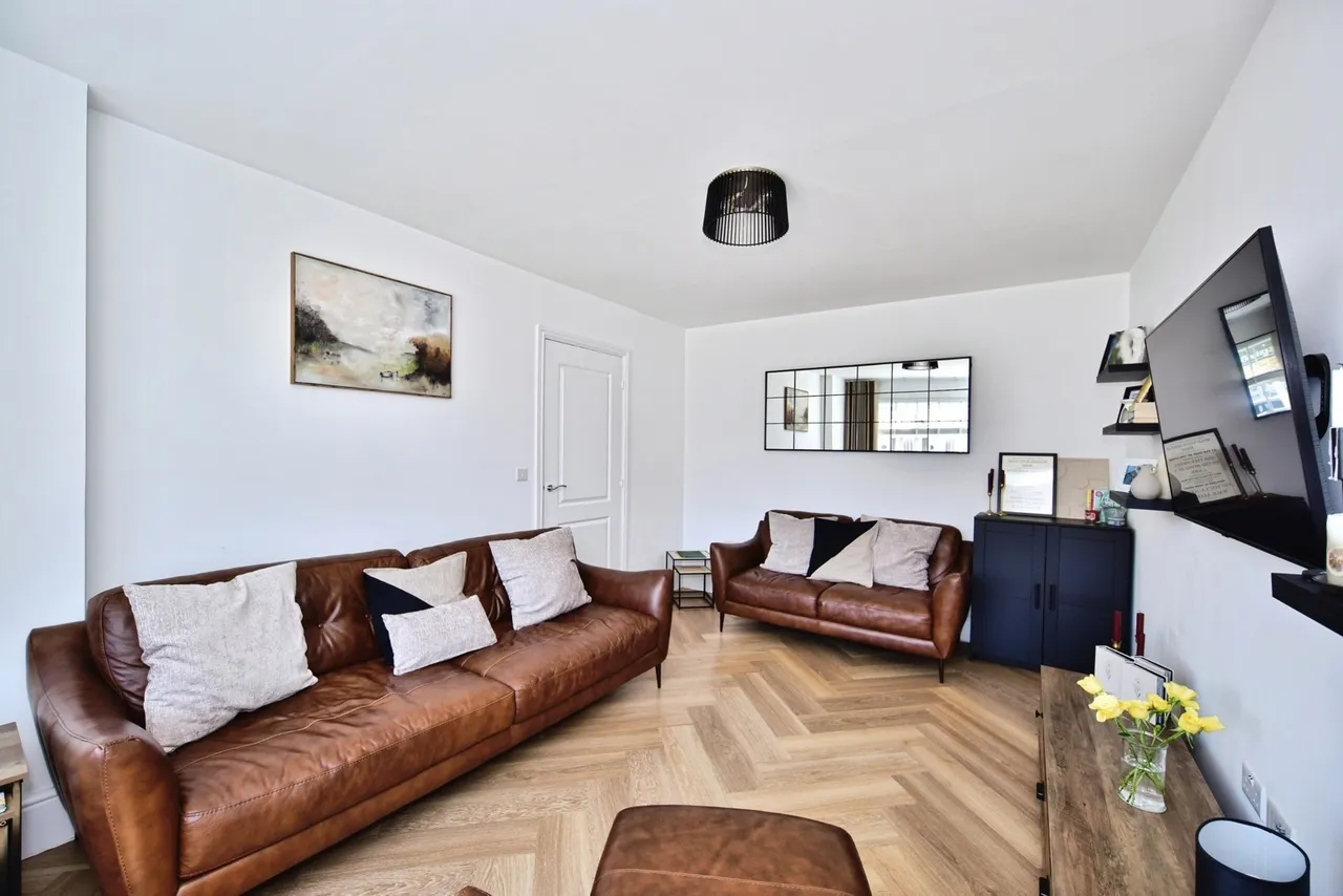 Irwell Road, Maidstone, Kent, ME17, photo 3