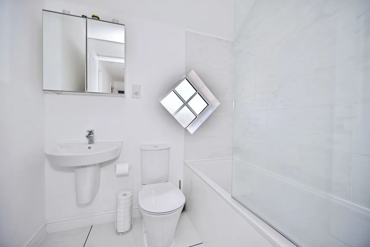 Irwell Road, Maidstone, Kent, ME17, photo 14