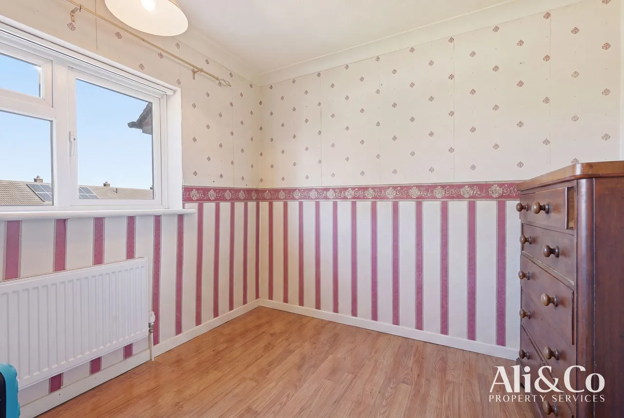 Gourney Grove, Grays, Essex, RM16 2DH, photo 17