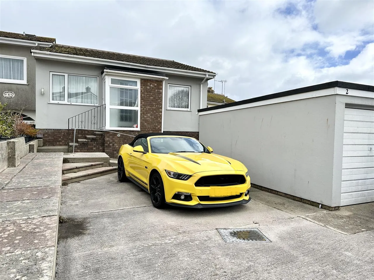 2 bed house to rent, Speedwell Close, Brixham