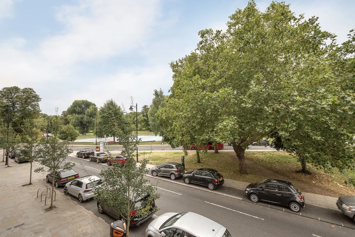 The Pavement, London, SW4, photo 8