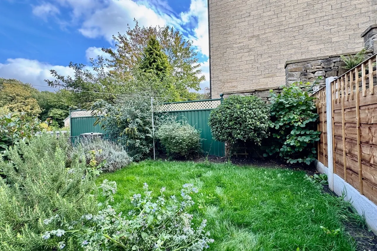 Glossop Road, Glossop, photo 15