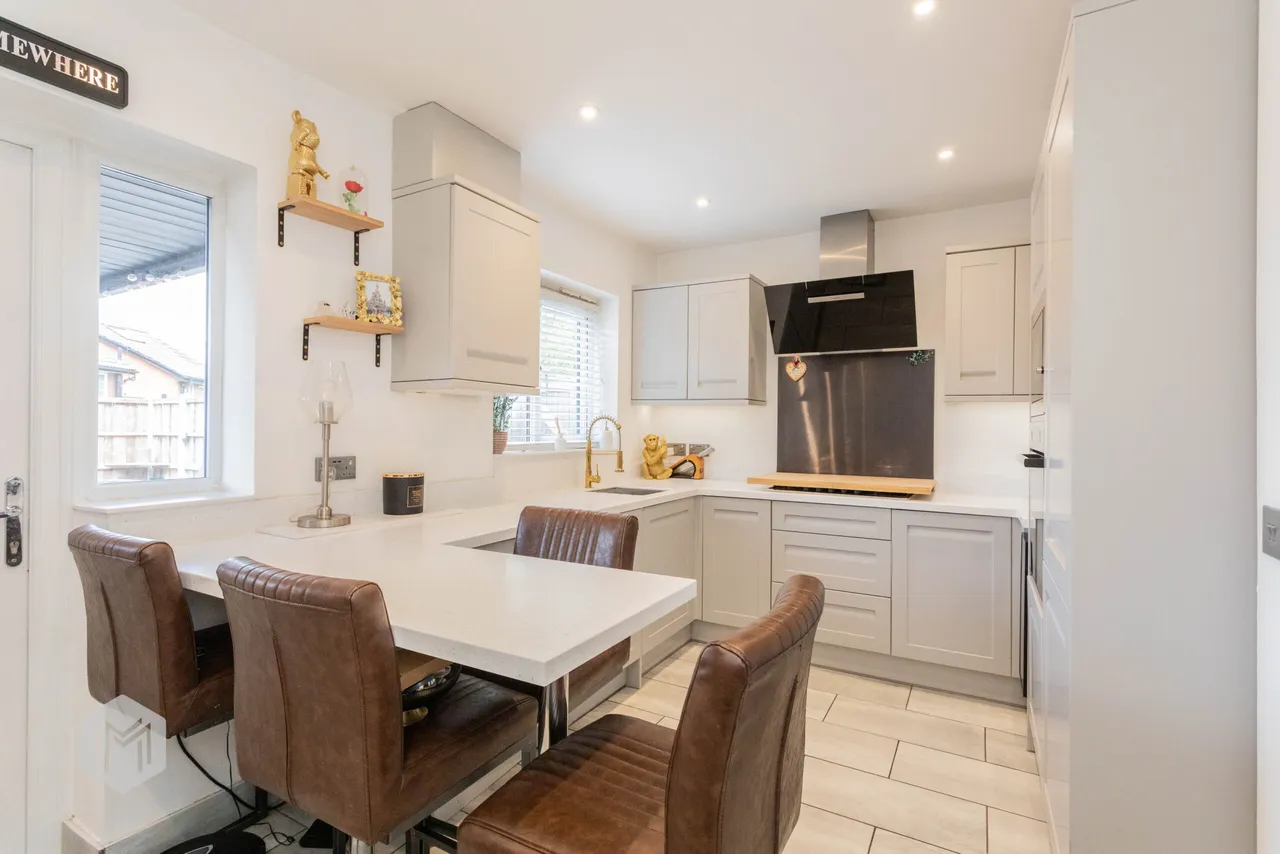 Corn Mill Drive, Farnworth, Bolton, BL4 9EN, photo 3