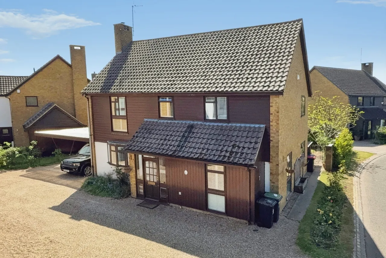 4 bed house for sale — Chedington, Shoeburyness, Southend-on-Sea, Essex, SS3