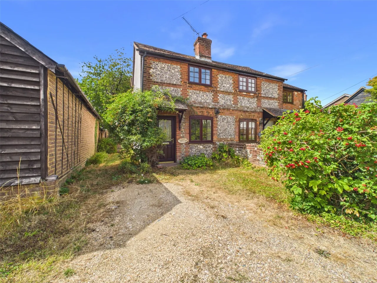 2 bed house for sale, Chinnor Road, Bledlow Ridge, HP14