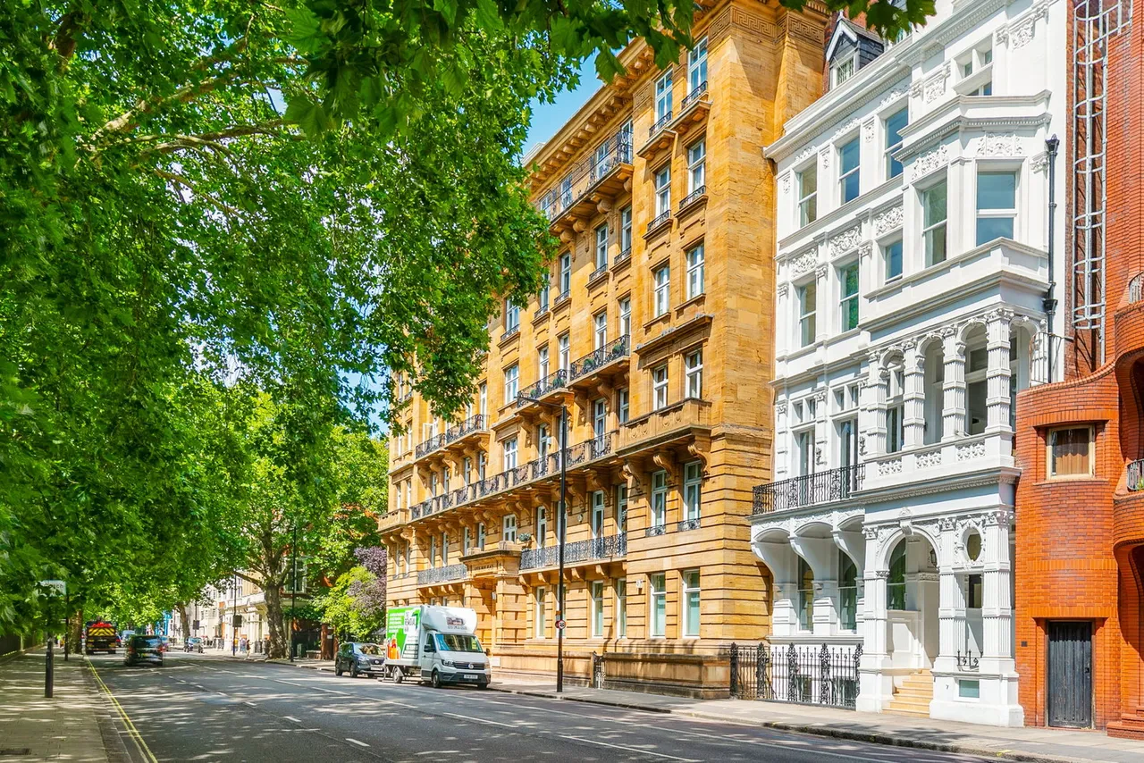 Hyde Park Place, London, W2, photo 13