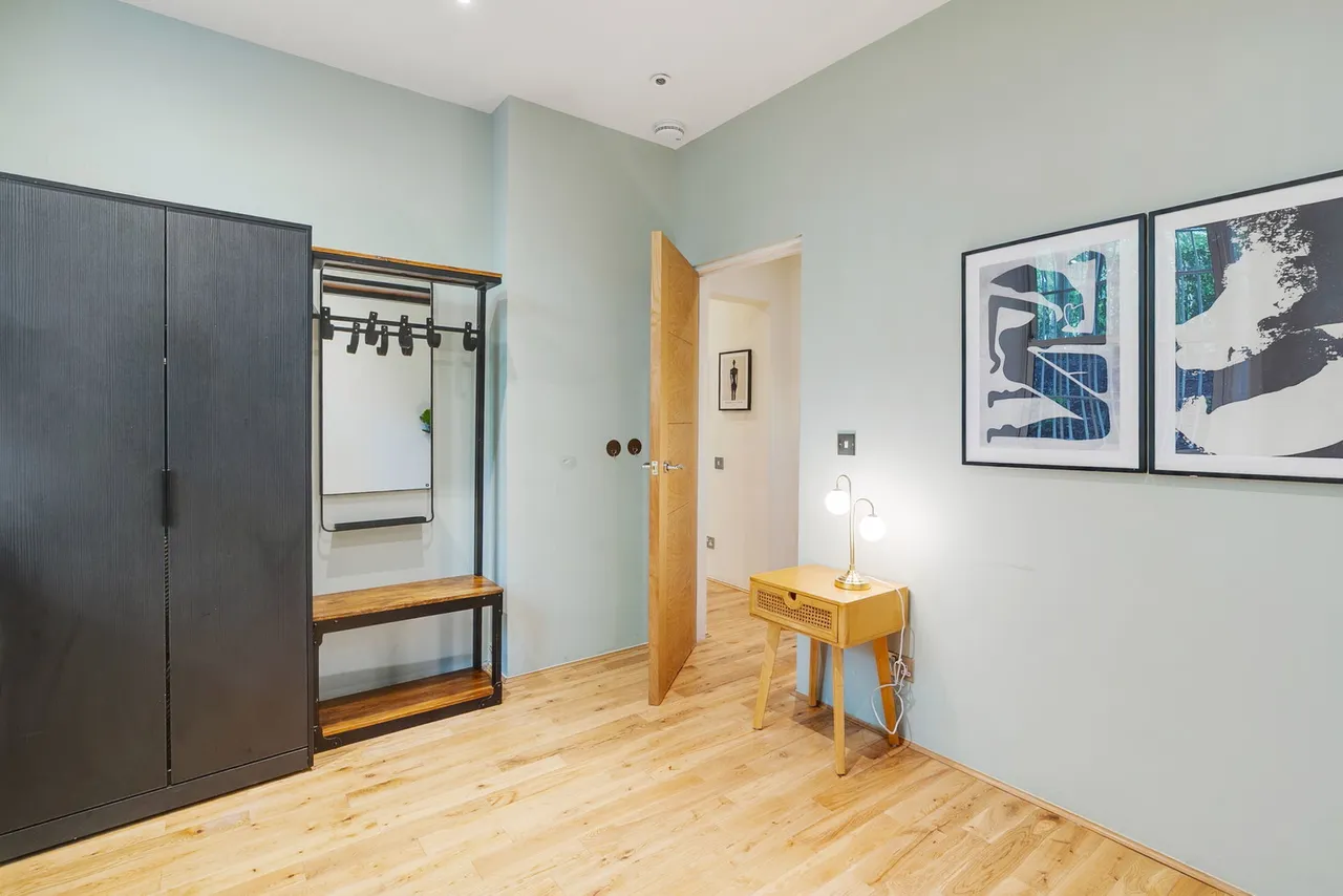Hyde Park Place, London, W2, photo 6