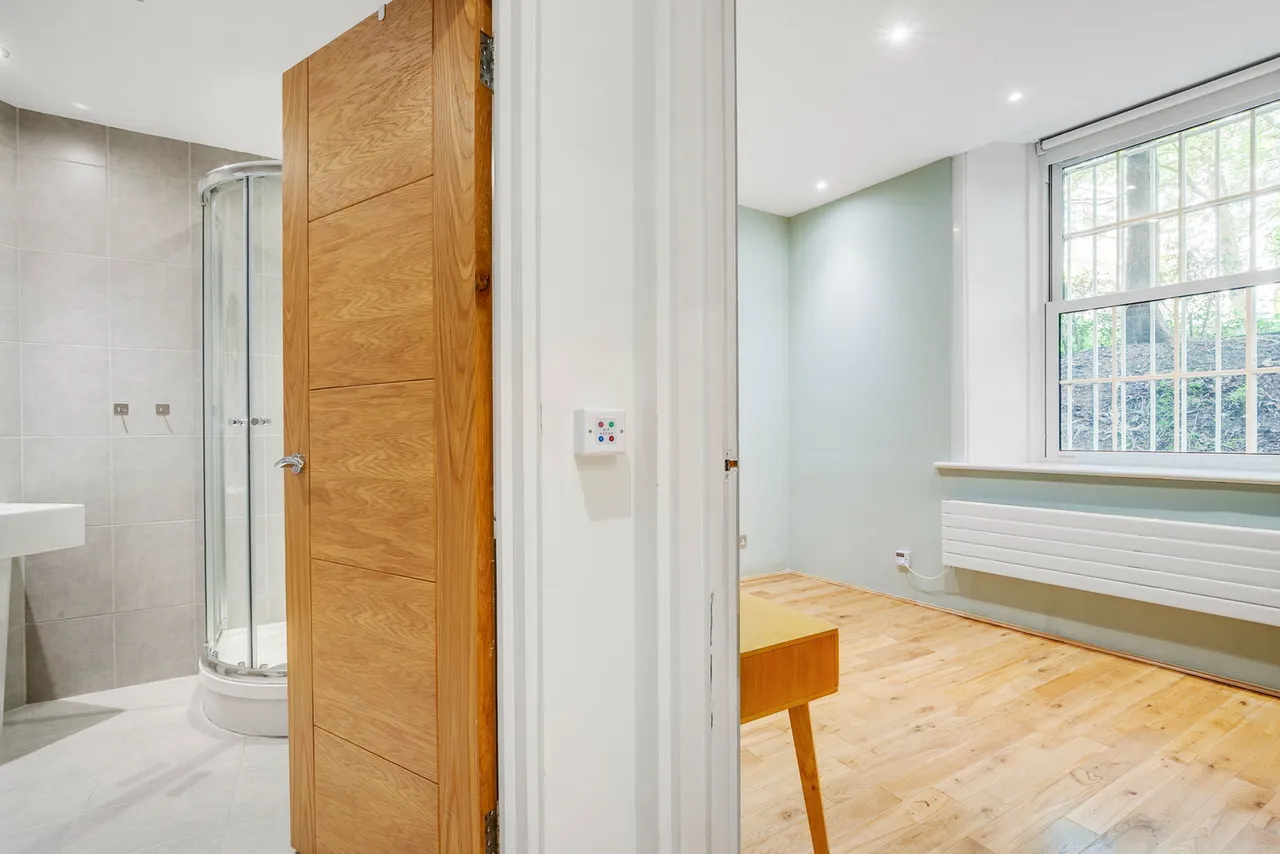 Hyde Park Place, London, W2, photo 9
