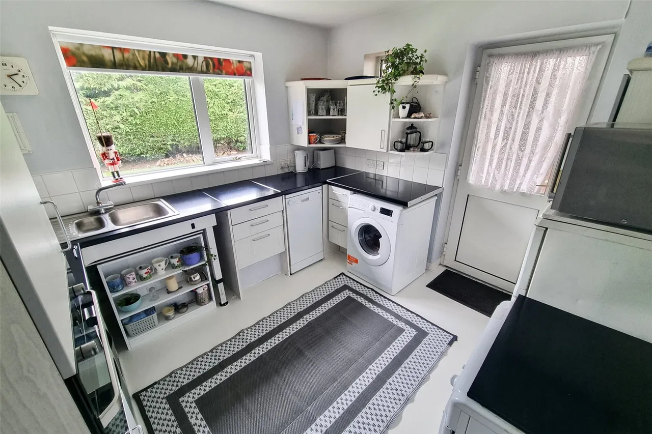 South Road, Ash Vale, Guildford, Surrey, GU12 5AH, photo 5